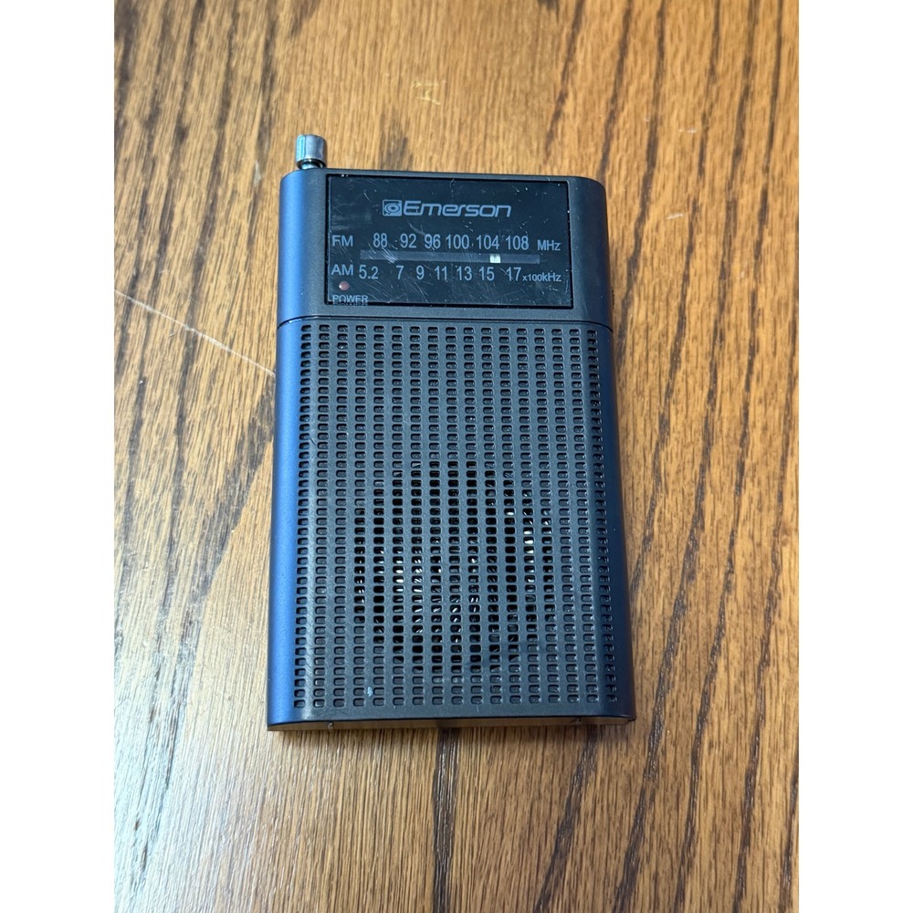 Emerson ER-7000 Portable AM/FM Radio Handheld Pocket Battery Operated Black